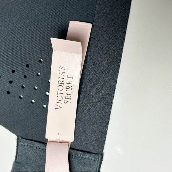 NWT VSX Featherweight Max High Support Sports Bra 38D - Picture 8 of 11